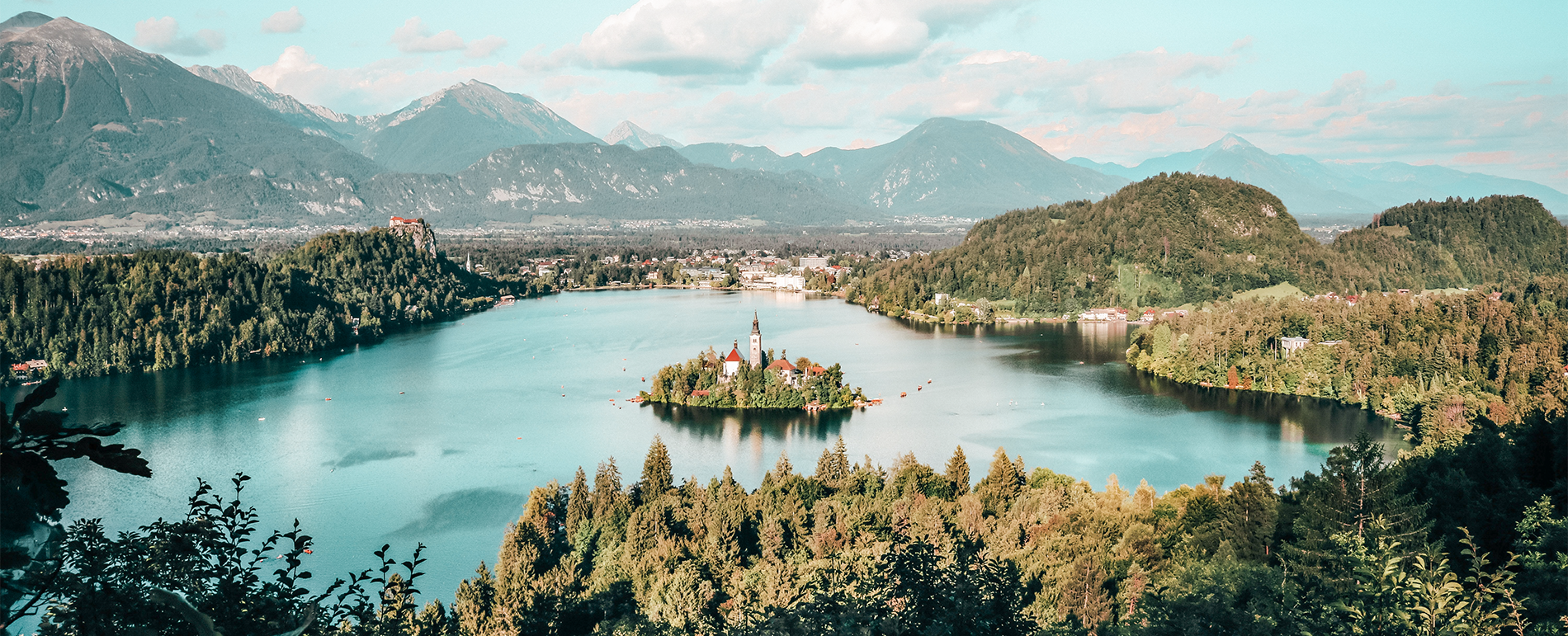 È ora di fare un bel tuffo: ecco le migliori città di lago europee