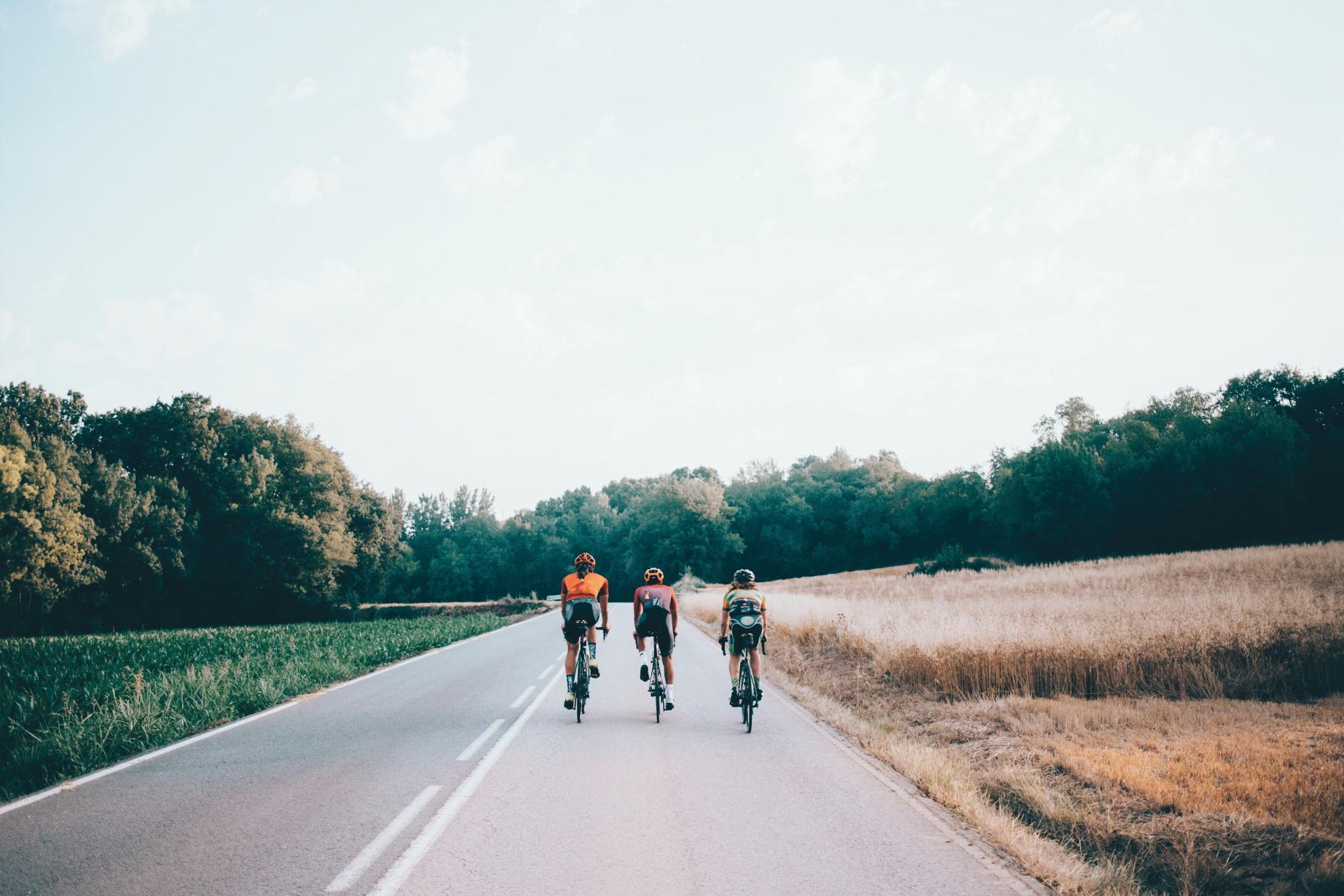 La Vía Verde de los Ojos Negros y otras rutas en bicicleta