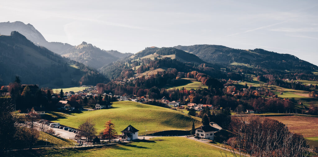 14 Perfect Places to Peek at Switzerland’s Autumn Foliage