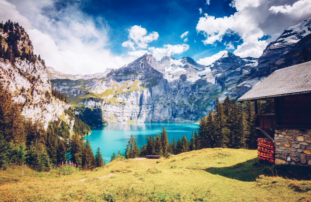 Zelten in den Schweizer Alpen