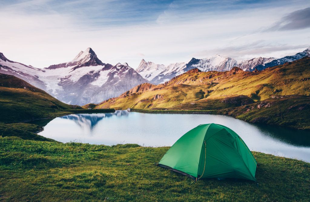 Zelten in den Schweizer Alpen