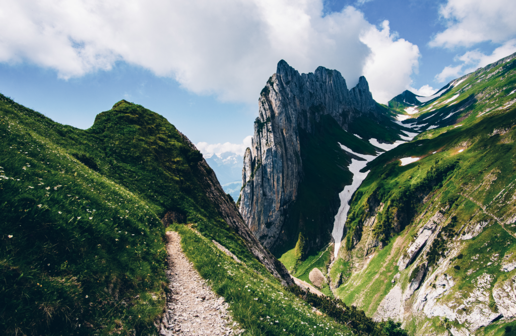 Camping libre en los Alpes suizos