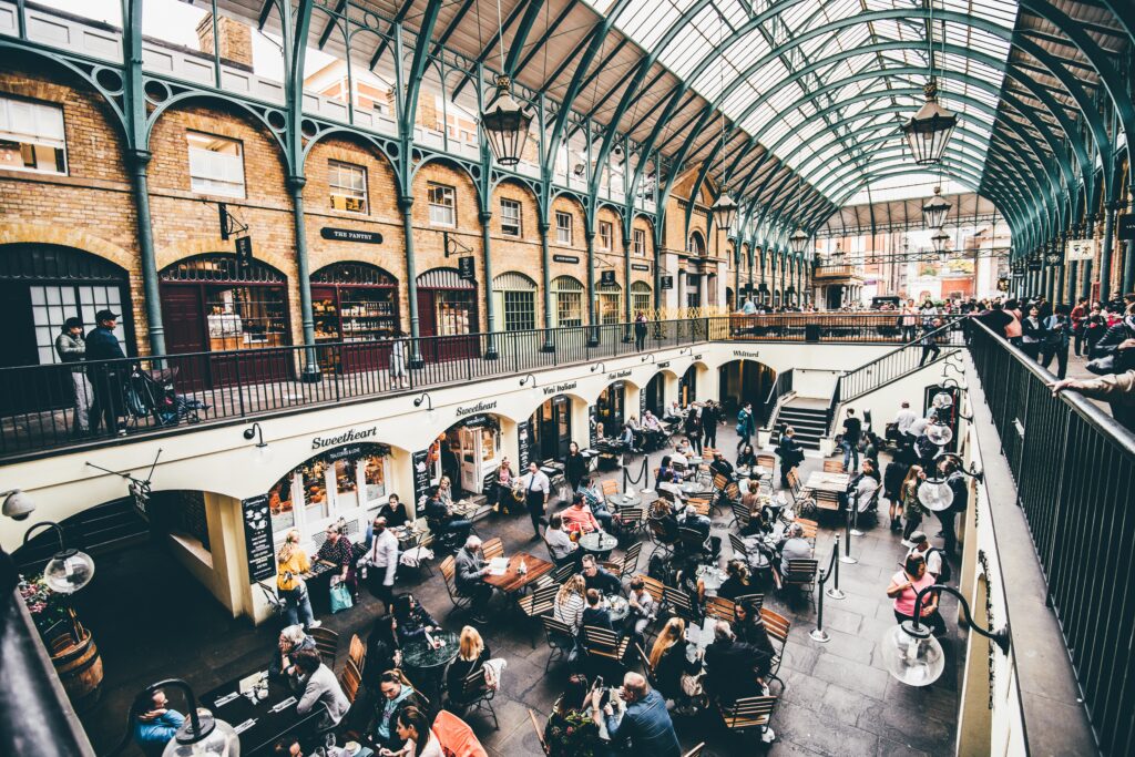 Best restaurants in London, view of Covent Garden cafés and restaurants